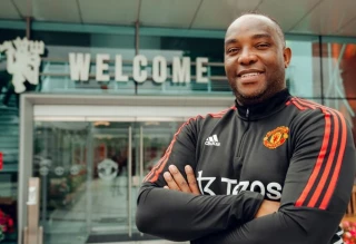 Is Benni about to be Netflix famous? SA coach could feature in rumoured Man  Utd doccie